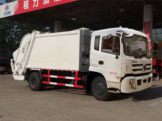 程力威牌CLW5162ZYSE5型压缩式垃圾车