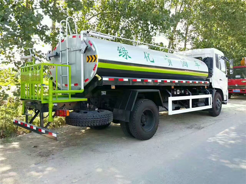 东风天锦12吨绿化喷洒车
