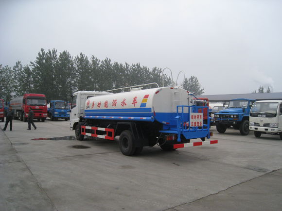 程力洒水车 程力洒水车